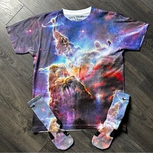 Pillars of creation shirt with matching Nike socks